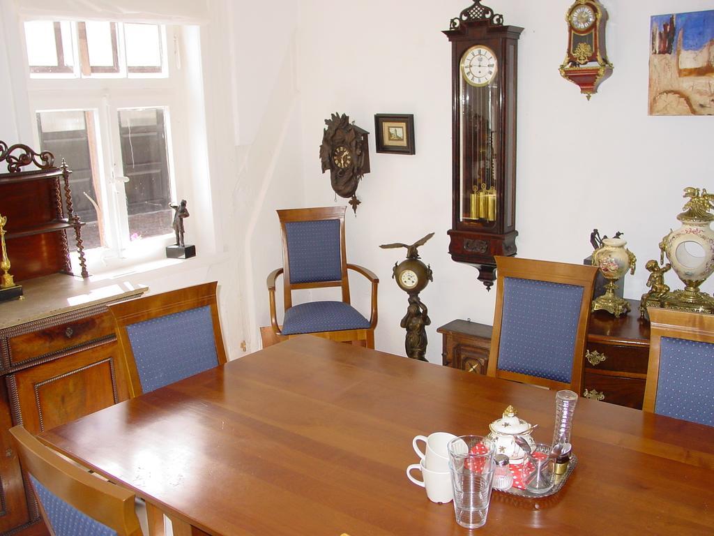 Robert'S Bed & Breakfast Helmarshausen Exterior foto